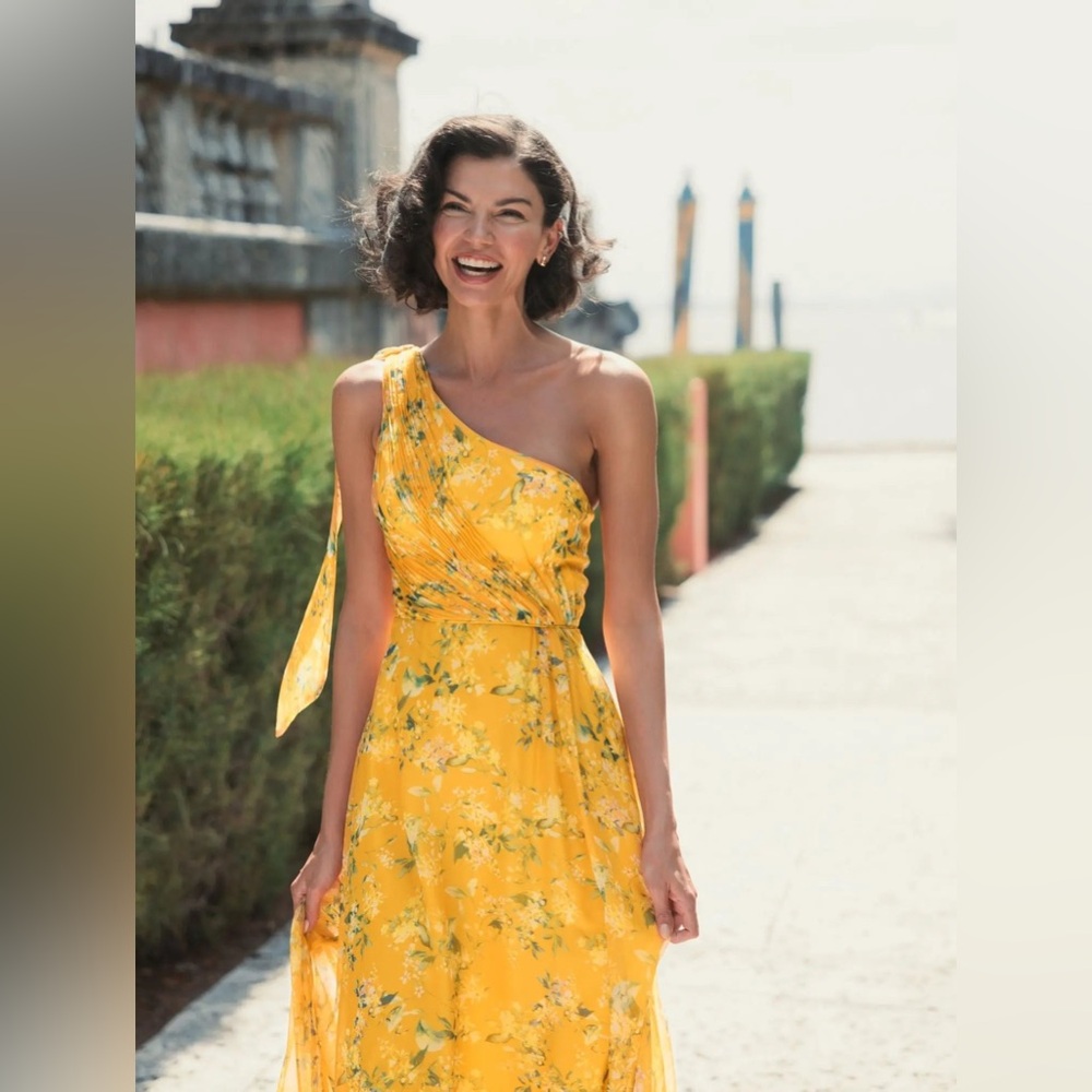 IEENA FOR MAC DUGGAL
Yellow Floral One Shoulder Bow Maxi Dress - Picture 5 of 6